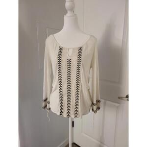 Boho Embroidered Keyhole Tunic